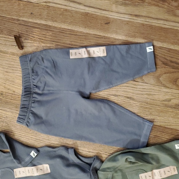 4 Gray and Green Baby Clothing Set - Picture 3 of 5